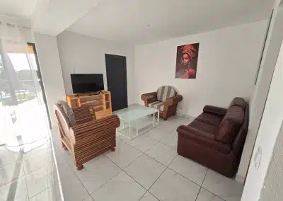 Villa-sophie-Glamour-Beach-Madagascar-appartement-salon-web