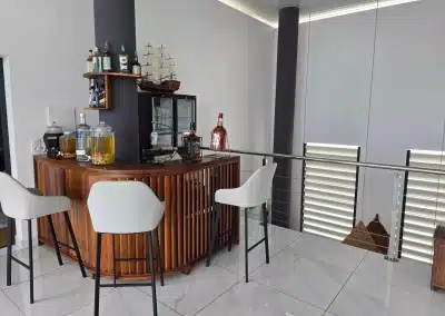 Villa-sophie-Glamour-Beach-Madagascar-bar-etage-web