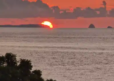 Villa-sophie-Glamour-Beach-Madagascar-coucher-soleil-2-web